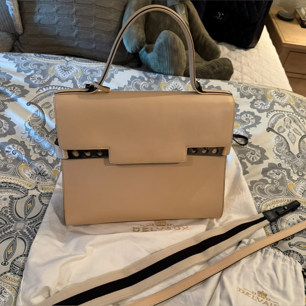 NWT / Delvaux Madame (Barneys Exclusive) / Ivory / Rare